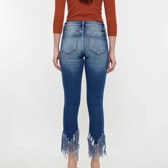 NWOT KanCan Leslie Mid Rise Fringe Hem Skinny Jeans Size 26 or 5 - Picture 2 of 5